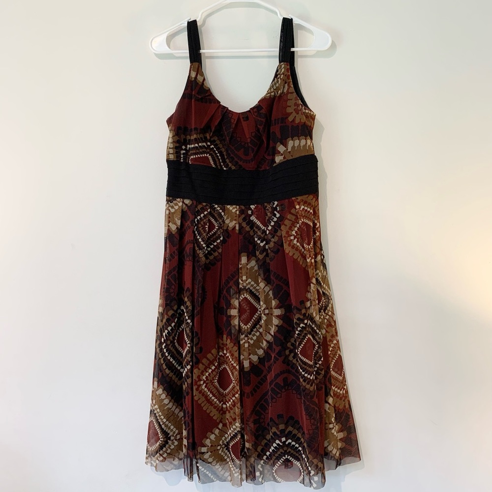 Beautiful geometric design summer dress size 10
